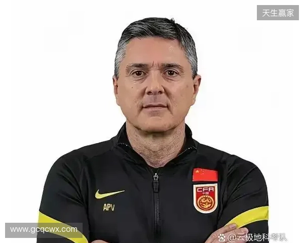 袁甲：重庆铜梁龙选刘建业带队征战中超，我很意外但钦佩这种勇气